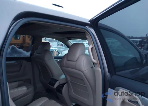 2009 Saturn Outlook Xe from USA, damaged, VIN 5GZER13D19J101232